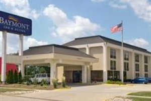 Baymont Inn & Suites Bloomington/Normal Image