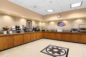 Baymont Inn and Suites Bremerton/Silverdale, WA Image