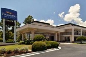 Baymont Inn & Suites Mobile Image