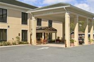 Baymont Inn & Suites - Savannah (West) voted 4th best hotel in Garden City