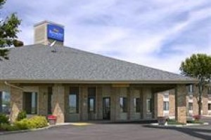 Baymont Inn & Suites Tuscola/Champaign Image