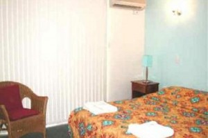 Bayshores Holiday Apartments Hervey Bay Image