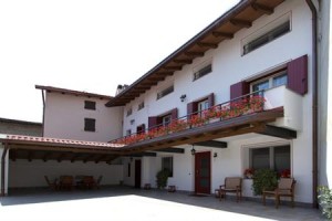B&B Marina Image