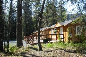 Bear Creek Cabins voted 9th best hotel in Seward