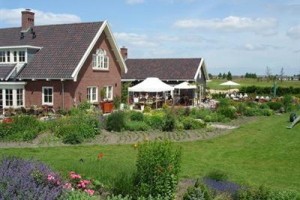 Bed and Breakfast De Sfeerstal Nieuwveen voted  best hotel in Nieuwveen