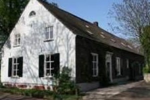 Bed & Breakfast Kerkplein 5 voted  best hotel in Oeffelt