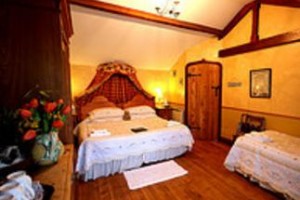 Beeches Farmhouse Bed & Breakfast Bradford-on-Avon Image