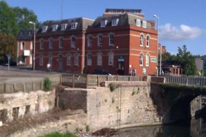 Bell House Apartments Stroud (England) Image