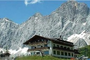 Berghotel Turlwandhutte Image