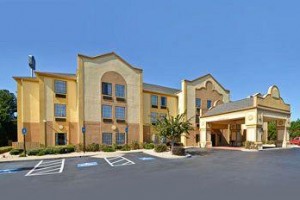 BEST WESTERN Bradbury Inn & Suites voted 6th best hotel in Perry 
