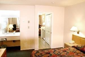 BEST WESTERN Bridgeview Motor Inn Image