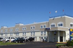BEST WESTERN Crossroads Motor Inn voted 10th best hotel in Thunder Bay