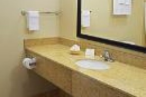 BEST WESTERN PLUS Eastgate Inn & Suites Image