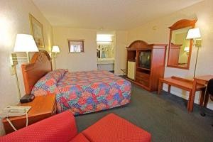 Best Western Executive Inn Grove City Image