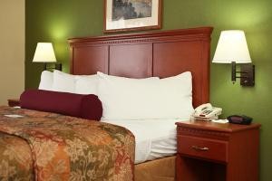 BEST WESTERN Canton Inn voted 5th best hotel in Canton 
