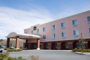 BEST WESTERN Dartmouth Inn Image