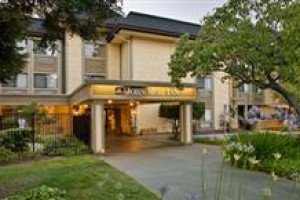 BEST WESTERN John Muir Inn Image