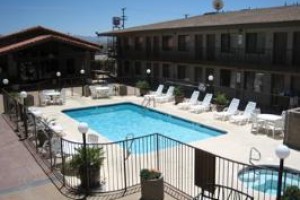 BEST WESTERN PLUS Lakewood Inn voted  best hotel in Hebron 