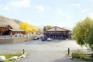 BEST WESTERN Mammoth Hot Springs voted  best hotel in Gardiner