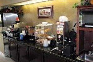 BEST WESTERN Mill River Manor Image