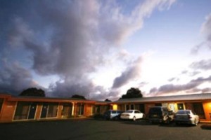 Orange Motor Lodge voted 5th best hotel in Orange