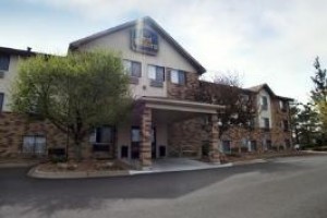 BEST WESTERN PLUS Oak Manor Motel Image