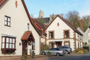 BEST WESTERN Old Tollgate Hotel voted  best hotel in Steyning