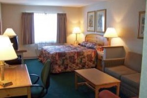 Best Western Pioneer Inn & Suites Escanaba Image