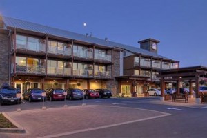 BEST WESTERN PLUS The Westerly Hotel & Convention Centre voted  best hotel in Courtenay