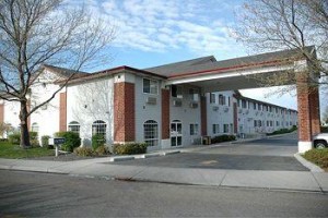 BEST WESTERN Rama Inn & Suites Image