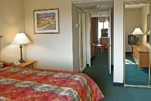 Best Western Pasadena Royale Image