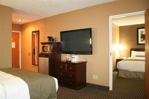 BEST WESTERN Seven Oaks Inn voted 8th best hotel in Regina
