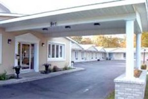 BEST WESTERN White House Motel voted  best hotel in Brockville