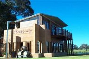 Bettenay's Wines and Accommodation Cowaramup Image