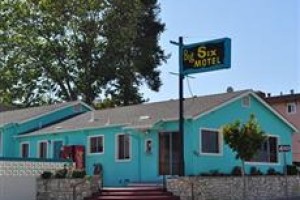 Big 6 Motel Image