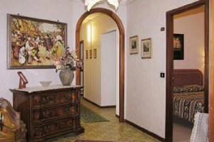 Biscetti Hotel Viterbo Image