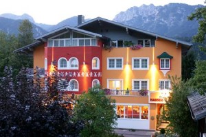Bliems Familienhotel Image
