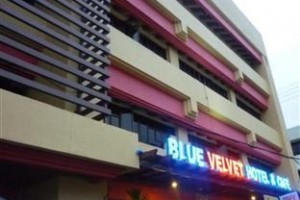 Blue Velvet Hotel & Cafe Davao Image