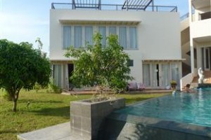 Blue Whale Sanctuary Hotel Image
