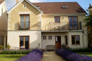 Bodhi House Bed & Breakfast Bath Image