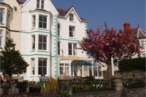Bodlondeb Hotel Criccieth Image