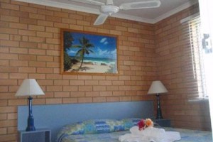 Bosuns Inn Motel Image