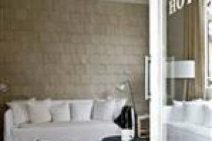 Boutique Hotel La Feline Blanche Image