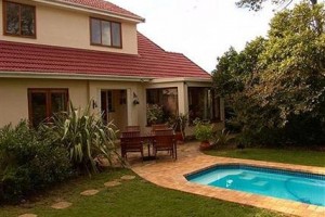 Bradclin House voted 2nd best hotel in Pinelands