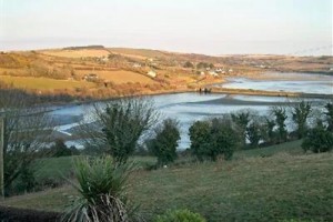 Bridgeview Farmhouse Image