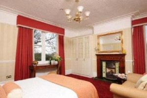 Brook Meadow Hotel Ellesmere Port Image