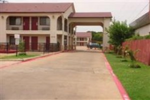 Budget Host Inn Arlington Image