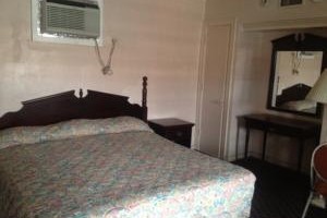 Budget Inn Mobile Image
