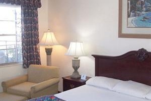 Budget Inn Saint Petersburg Image