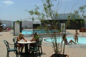 Bungalows Coloradamar Hotel Lanzarote Image